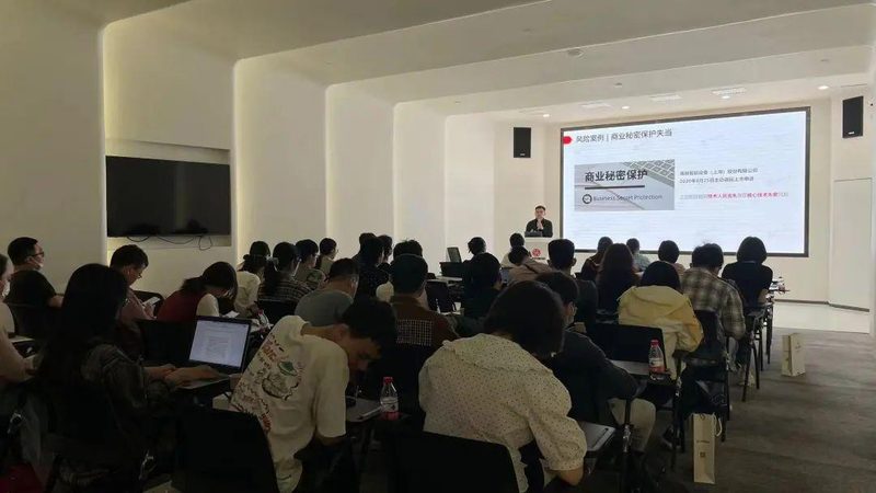 公司注销时，社保公积金如何处理？常见问题解答**